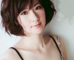 四元奈生美の画像